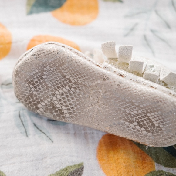 Freshly Picked Baby Moccasins - Picture 6 of 8